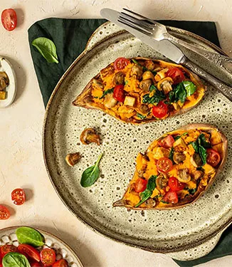 Bataty faszerowane tofu w sosie teriyaki z warzywami