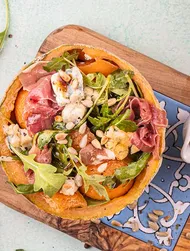 Sałatka z rukoli z melonem i prosciutto