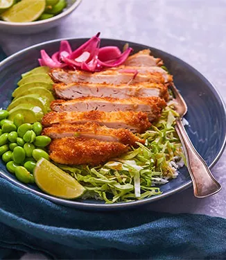 Poke Bowl z chrupiącym kurczakiem