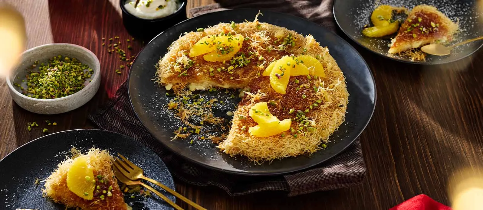 Kunafa - słodki turecki deser serowy