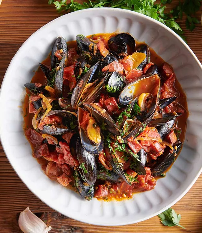 Gulasz z małży hiszpańskich i chorizo