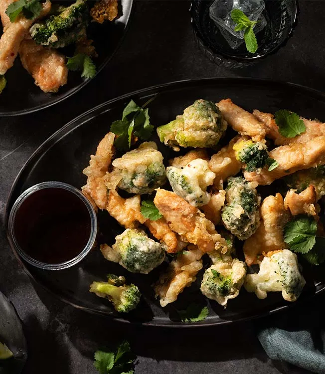 Łosoś po koreańsku w sezamowej tempurze